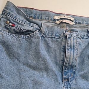 Tommy Hilfiger Classic Fit Straight Leg Jeans 10L